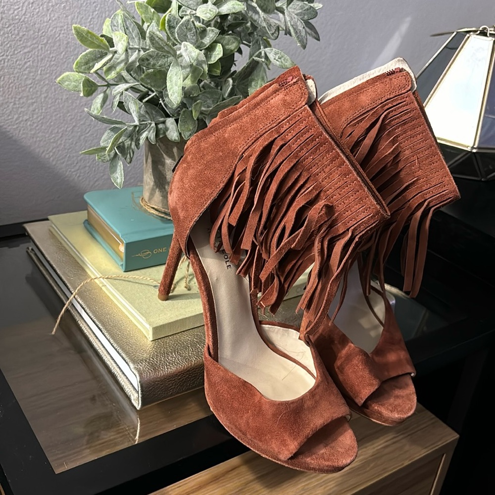 Kenneth Cole heels